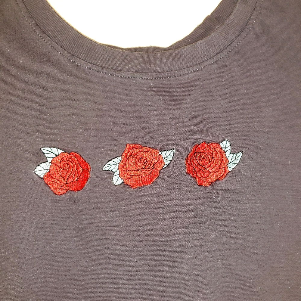 Rose threaded shirt